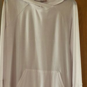 NWOT LulaRoe Amber in solid white!